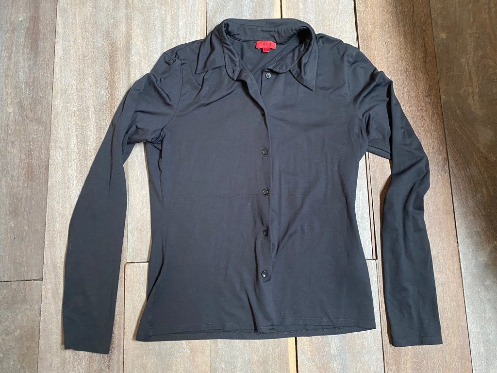 Hugo Boss chemisier noir matière fluide et stretch taille L, Taille 42/44 (L), Porté, Envoi, Noir