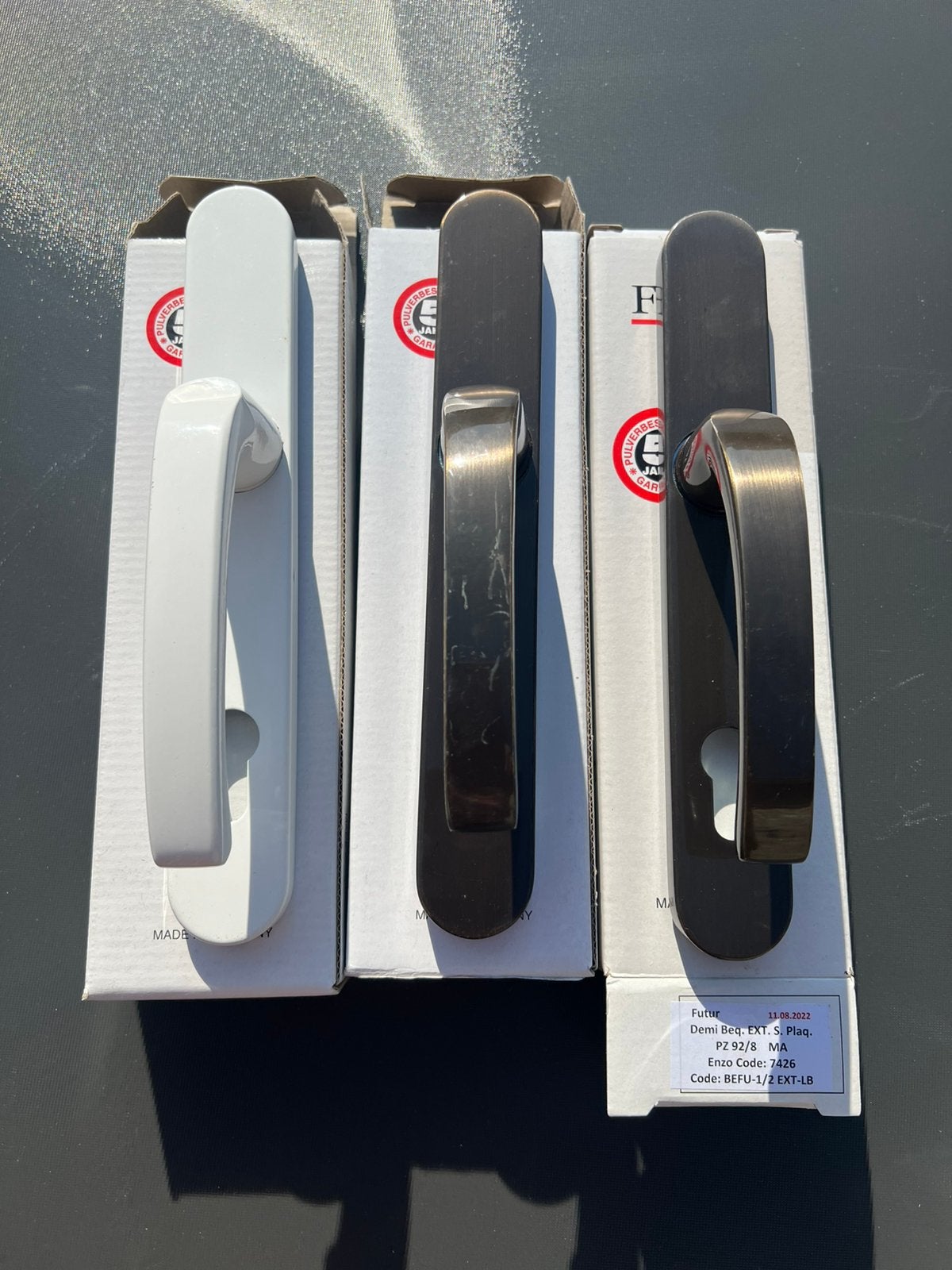 3 clinches de porte en métal PZ 92/8, Enlèvement ou Envoi, Utilisé, Chrome, Loquet ou Poignée