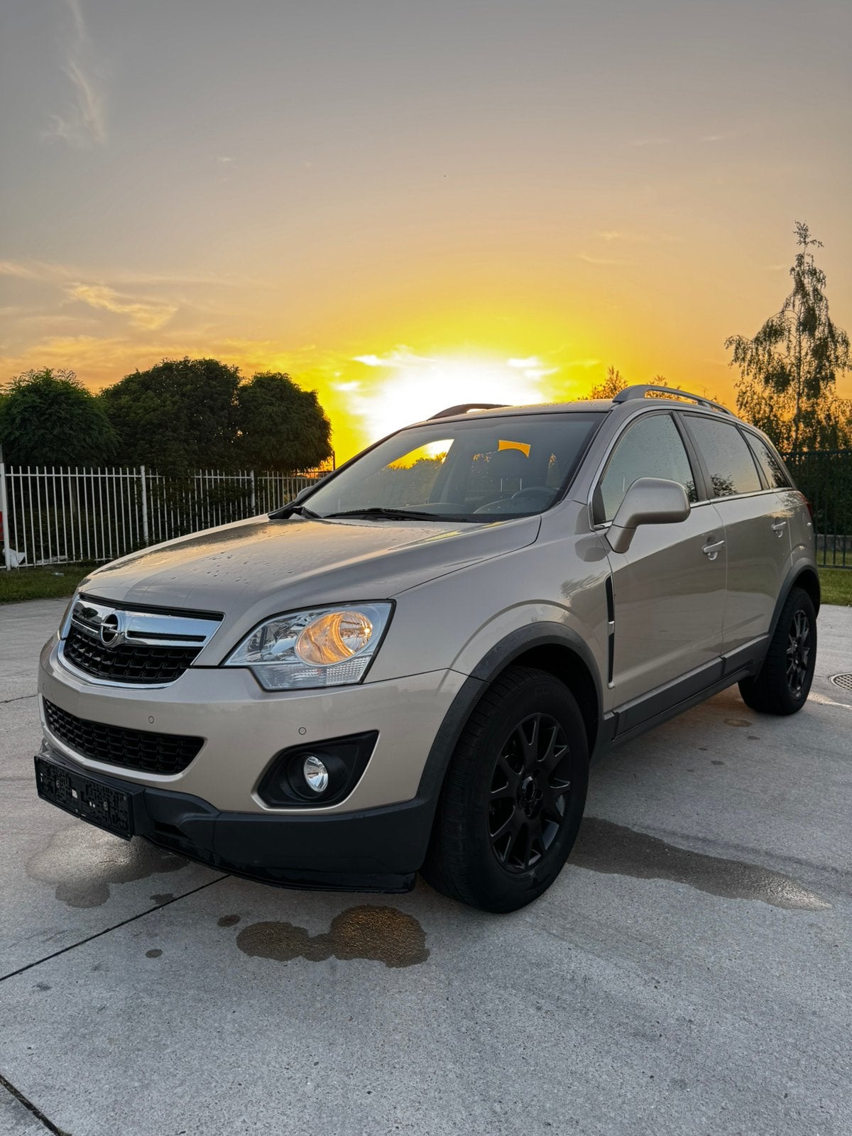 Opel Antara 2.2 CDTI Navi/Sensoren/EcoM/Airco/Elek stoelen, Voorwielaandrijving, Euro 5, Parkeersensor, Beige