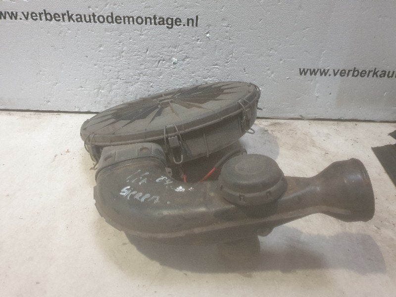 LUCHTFILTERHUIS Ford Sierra I (85hf-9699-ab), Gebruikt, Henry-Ford-Straße  1
50735  Köln, DE, Ford-Werke GmbH, Kunden@ford.com