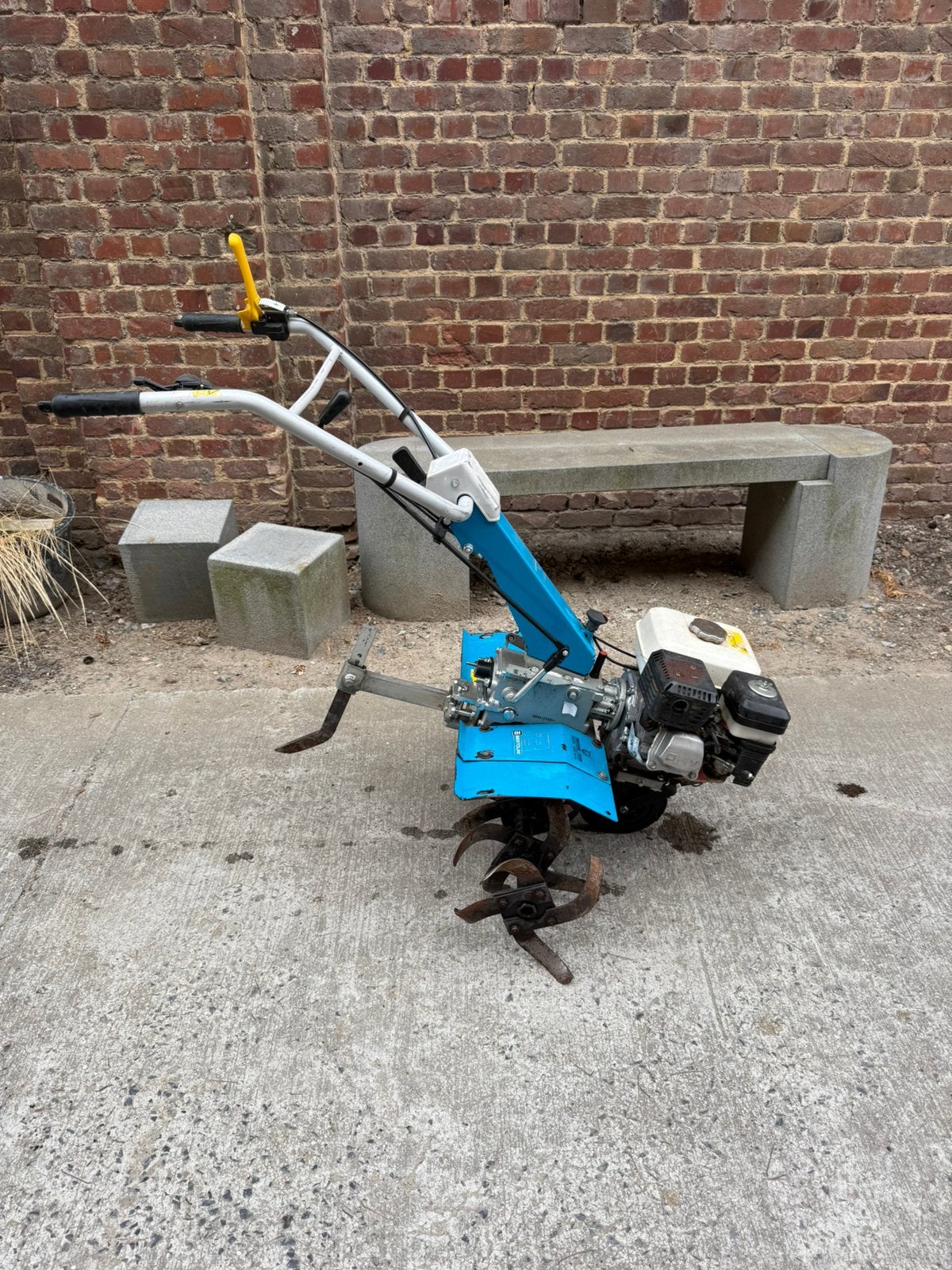 Bertolini hakfrees / grondfrees met Honda GX-motor –Topstaat, Enlèvement, Utilisé, Essence, Coupeur de jardin