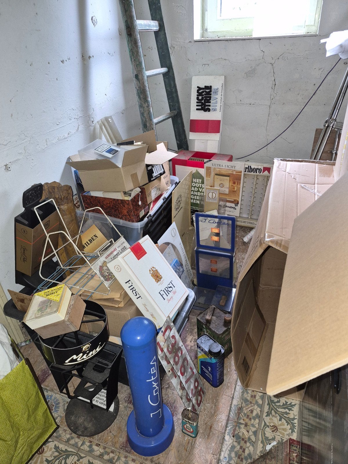 lot van oude promotiemateriaal van sigarettenmerken, Verzamelen, Ophalen of Verzenden