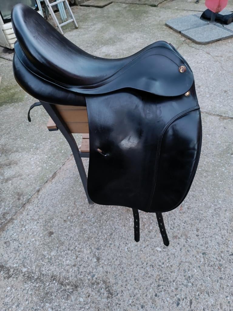 Prestige dressuur zadel 18 inch, Ophalen of Verzenden, Dressuur