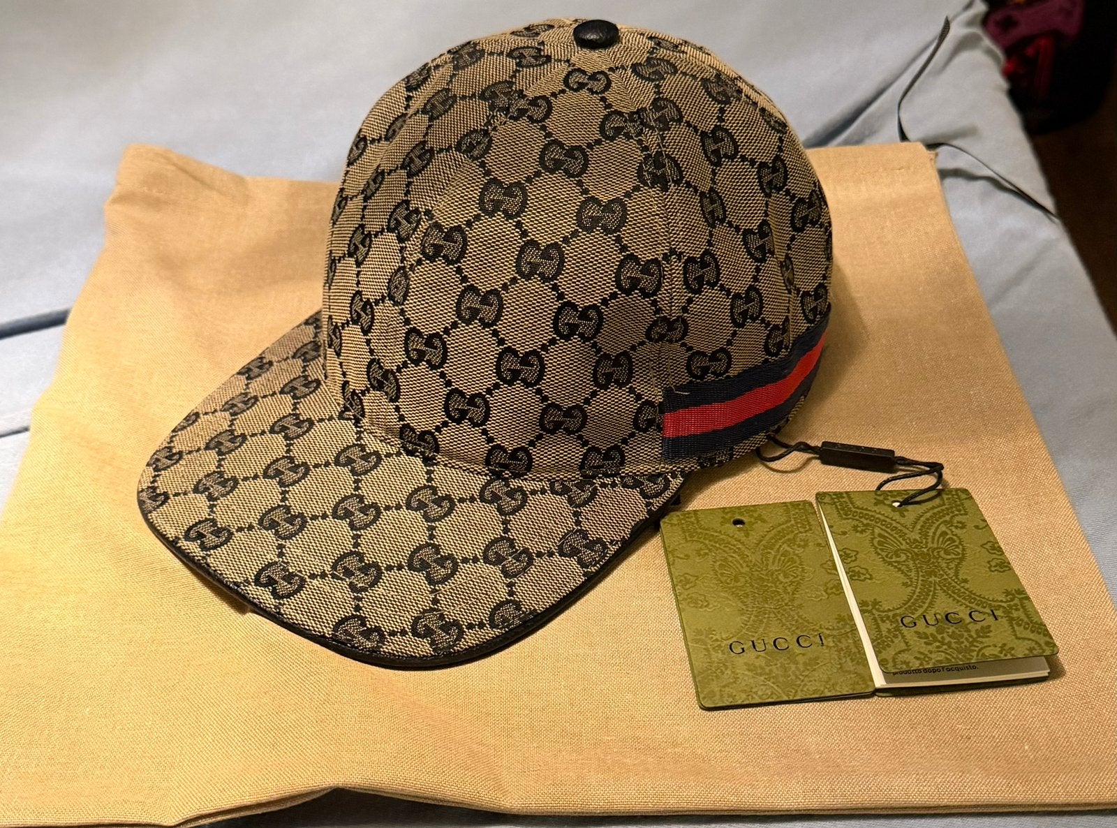 Gucci pet, Ophalen of Verzenden, Zo goed als nieuw, Pet