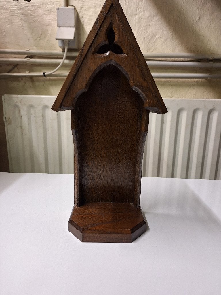Mooi Houten kapelletje, Ophalen