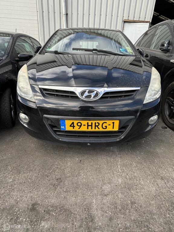 Voorbumper zwart Hyundai i20 I ('08-'14), Utilisé, Hyundai, Hyundai, Avant