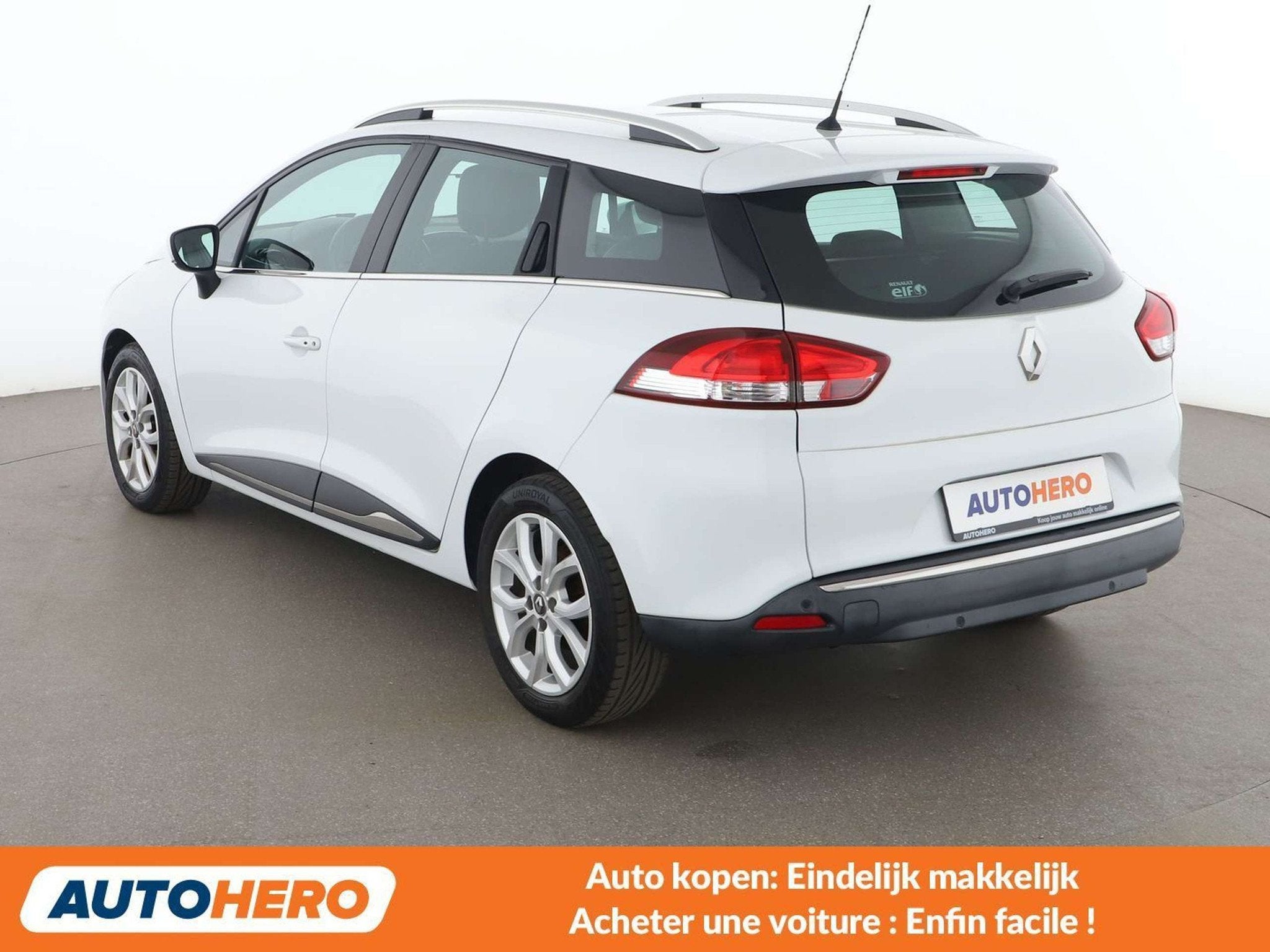 Renault Clio 1.5 dCi Intens (bj 2017, automaat), Auto's, Zwart, Wit, 1308 kg, https://public.car-pass.be/vhr/f831fda2-ccbf-43f9-b482-797dc493e1ab