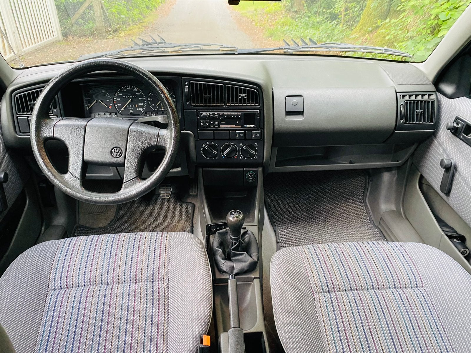 Oldtimer Volkswagen Passat 35i, foto 7