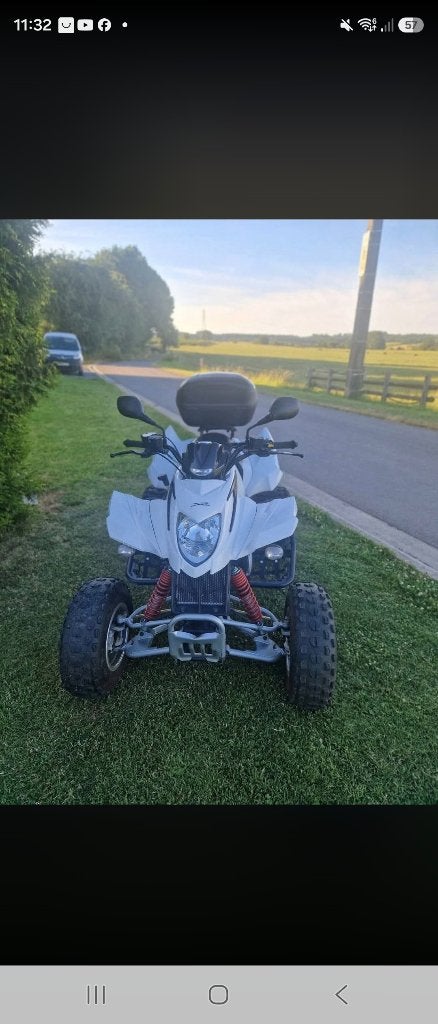 Quad, Motos, 12 à 35 kW
