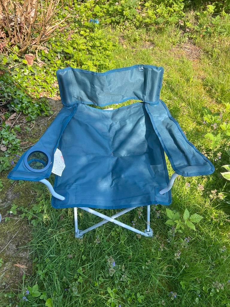 1 Barbecue en 6 campingstoelen en 1 tafel, Caravans en Kamperen, Kampeermeubelen, Ophalen, Zo goed als nieuw