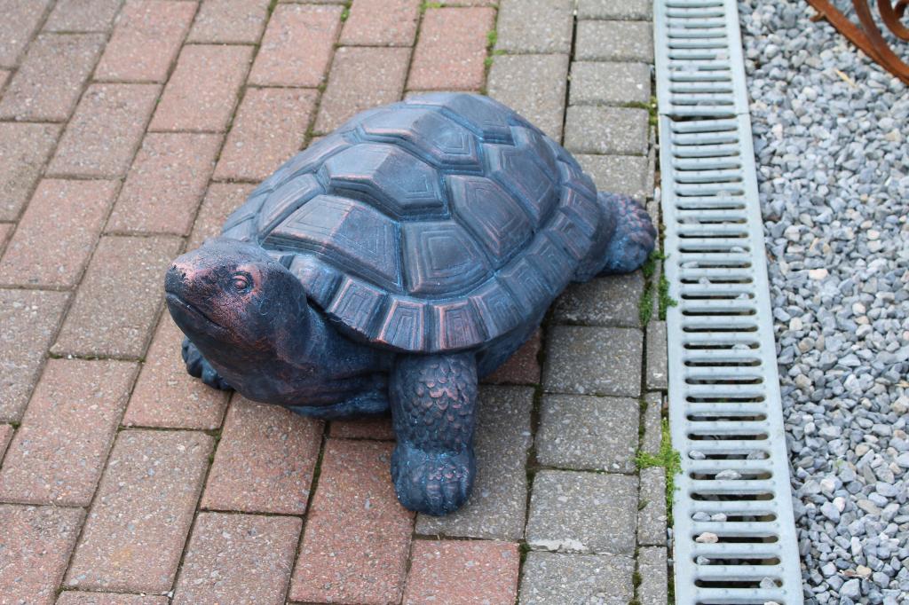 Standbeeld van een bronzen gepatineerde landschildpad, Tuin en Terras, Ophalen, Nieuw, Kunststof, Dierenbeeld