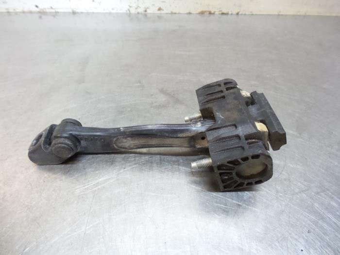 Butée 4portes arrière droite d'un Opel Astra (Astra H 04-), -, Opel, Utilisé, -