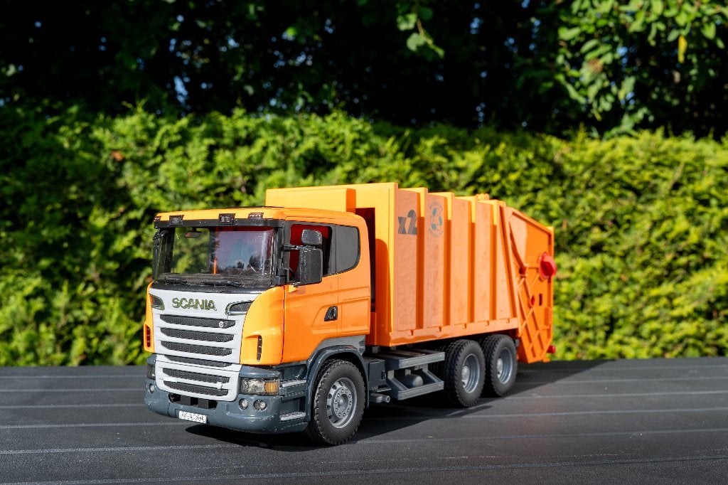 BRUDER 03560 – Camion poubelle Scania R-Series, Enlèvement, Utilisé