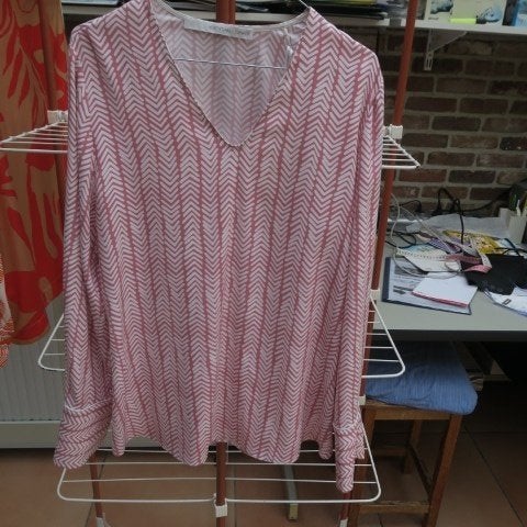 Blouse nieuw zijde lila print Herzen's Angelegenheit mt38-40, Neuf, Herzen's Angelegenheit, Taille 38/40 (M), Enlèvement ou Envoi