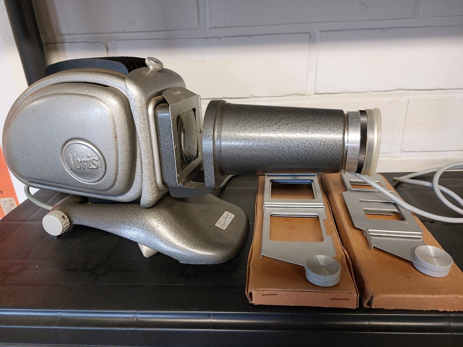 Noris  oude diaprojector, Enlèvement ou Envoi