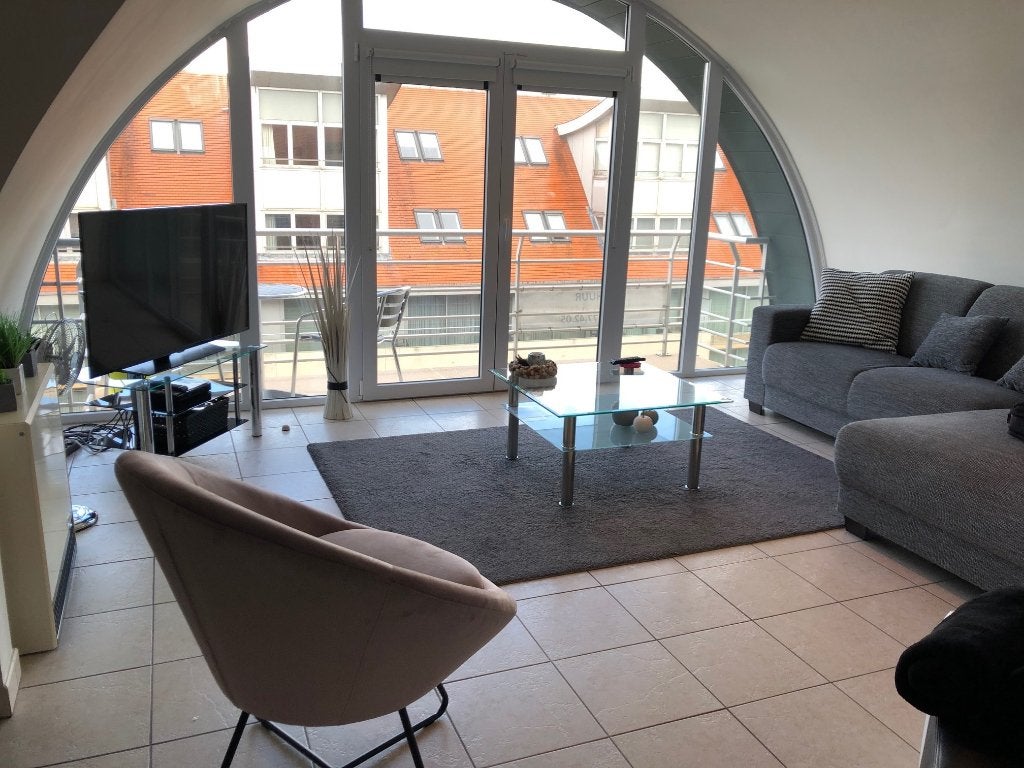Te huur Nieuwpoort-Bad ruime penthouse in september, Vakantie, Dorp, 2 slaapkamers, Antwerpen of Vlaanderen, Appartement
