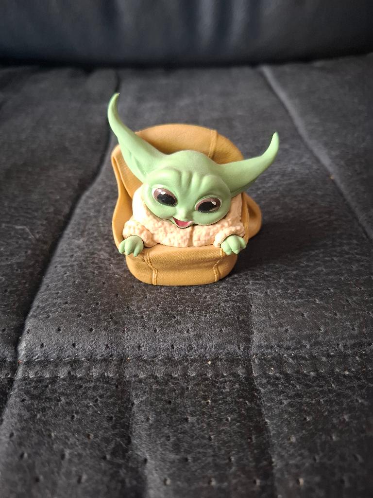 Baby yoda in rugzak, Ophalen, Zo goed als nieuw, Actiefiguurtje