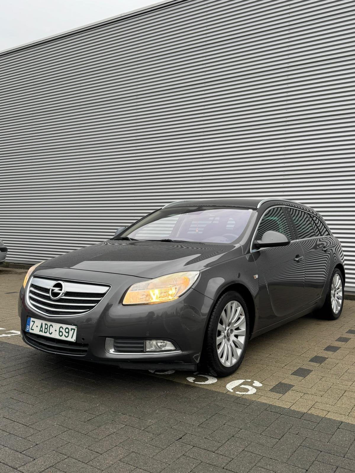 Opel insignia 2013 2.0 euro5, Autos, Cuir, Achat, Diesel, Particulier