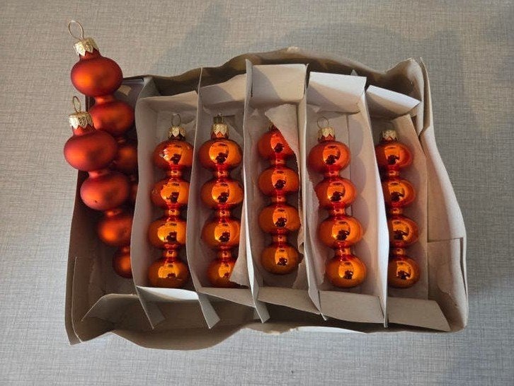 7 boules de Noël vintage en forme de grappe en verre., Enlèvement ou Envoi, Utilisé