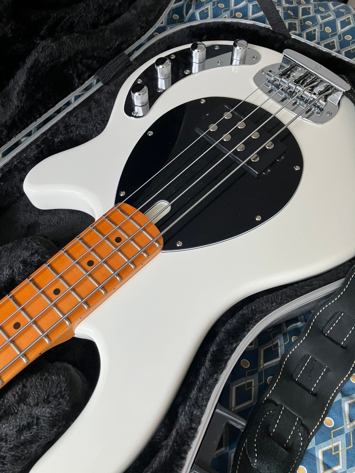 Sire Marcus Miller Z3, Enlèvement, Comme neuf