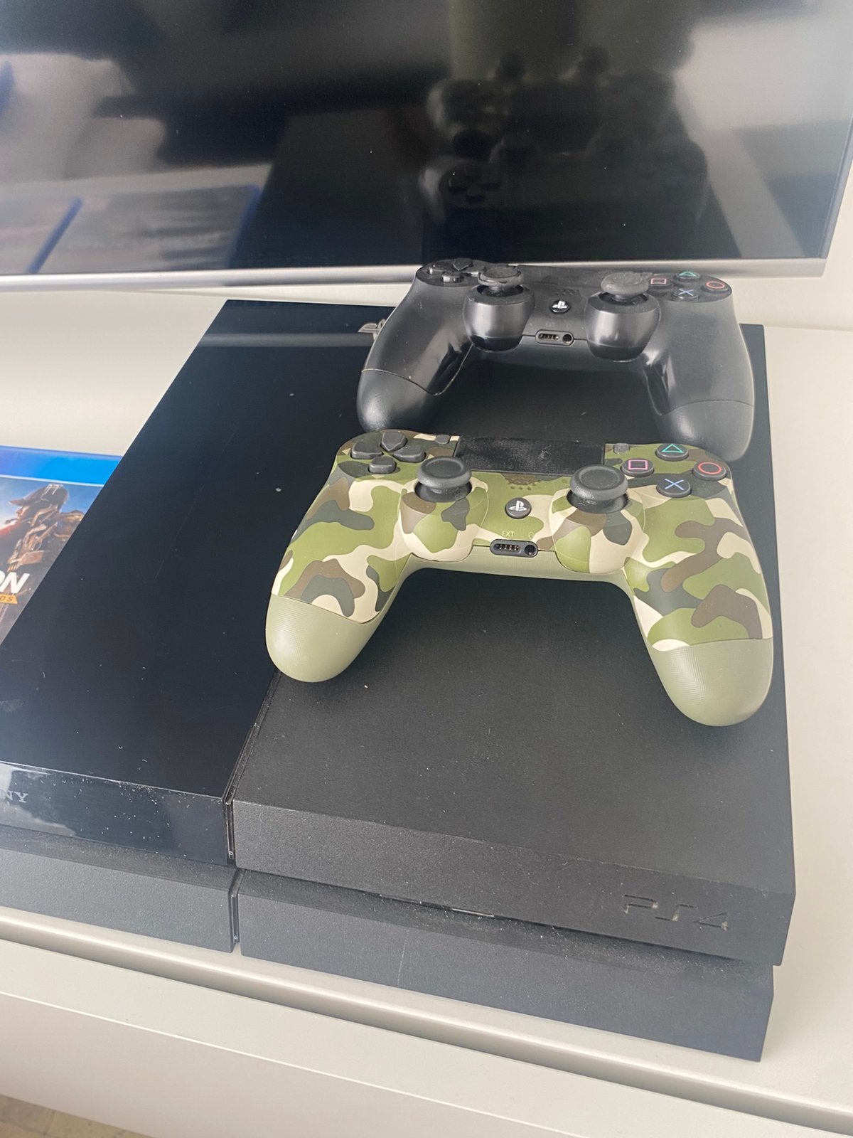 Ps4 500 GB, INCL; 5 spellen+ 2 controllers, Games en Spelcomputers, Spelcomputers | Sony PlayStation 4, Ophalen, Zo goed als nieuw