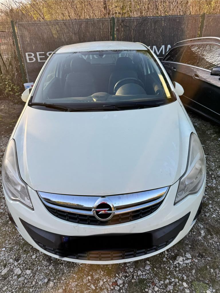 Opel corsa d 1.2 benzine euro 5 bj 2011 probleem met water, Autos, Opel, Euro 5, Achat, Capteur de lumière, Boîte manuelle