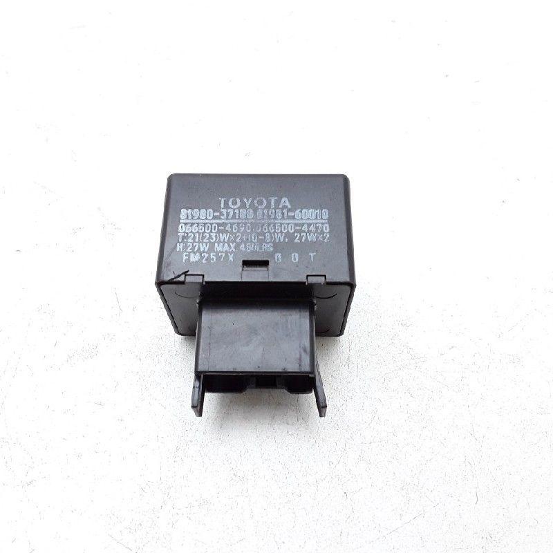 DIVERS RELAIS Toyota MR2 (ZZW30) (|8198037100|8198160010|), Utilisé, Toyota