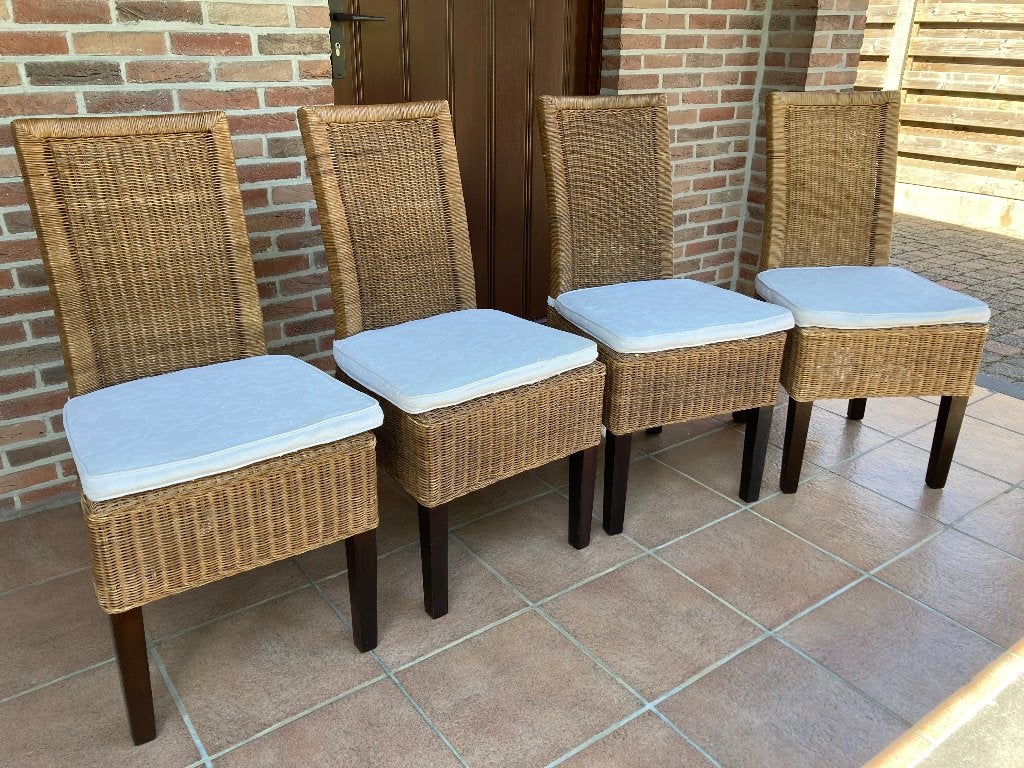 4 rieten stoelen met kussens, Ophalen, Gebruikt, Bruin, Vier