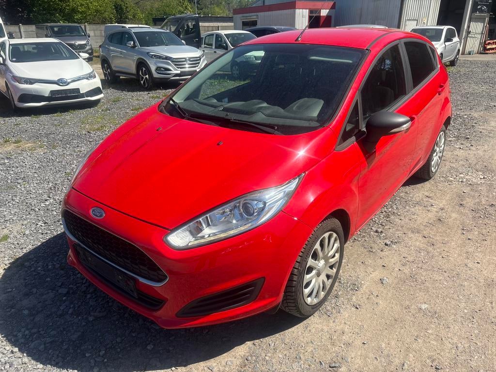 Ford Fiesta 1.0i Essence - 165.000 km - 74 kw, Auto's, Voorwielaandrijving, Stof, Bedrijf, 5 deurs