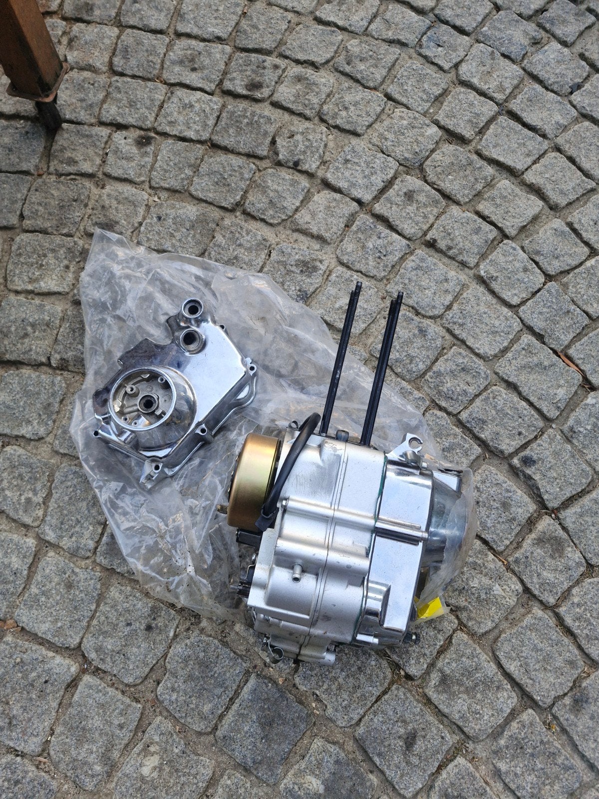 bloc d'alimentation Lifan 110cc, Enlèvement, Bloc