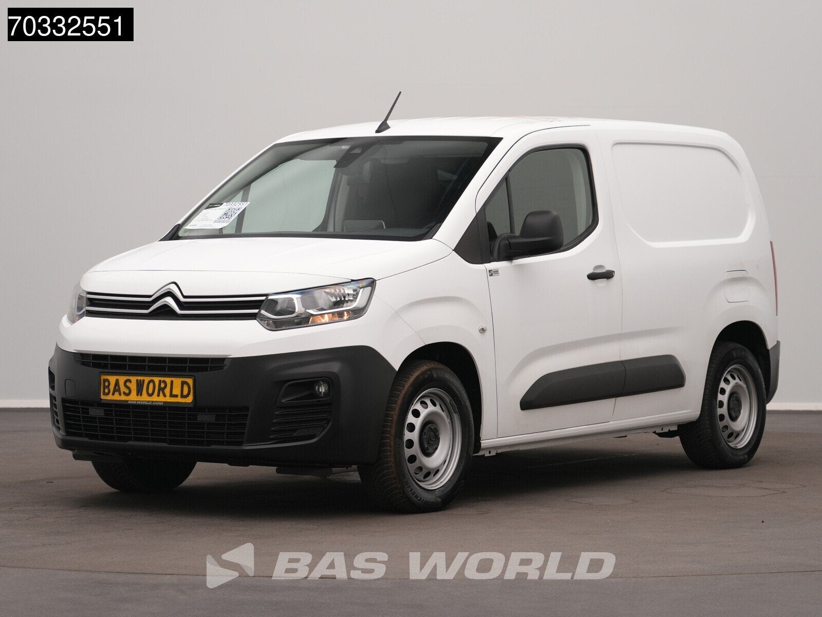 Citroën Berlingo 130pk Automaat Benzine Navi Camera CarPlay, Auto's, Automaat, 1441 kg, Stof, Gebruikt
