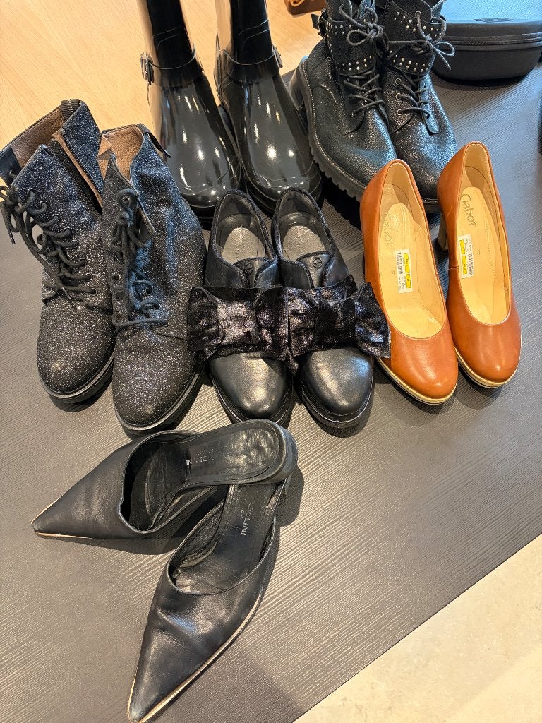 Lot de chaussures, Vêtements | Femmes, Enlèvement ou Envoi, Comme neuf, Burberry, Autres types