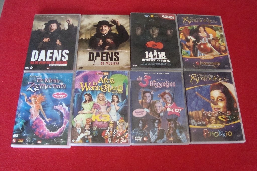 14 dvd's studio 100 musicals, Ophalen of Verzenden