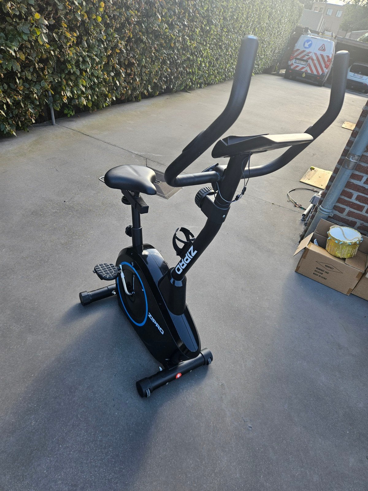 hometrainer, Ophalen, Zo goed als nieuw, Metaal, Hometrainer