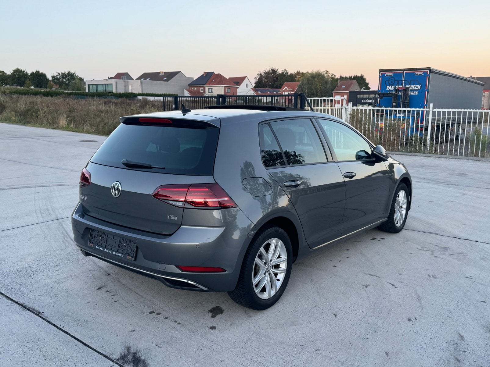 VW Golf 7.5 1.0 TSI Highline Toit ouvrant LED Alcantara, Autos, Achat, Entreprise, Boîte manuelle, Alcantara