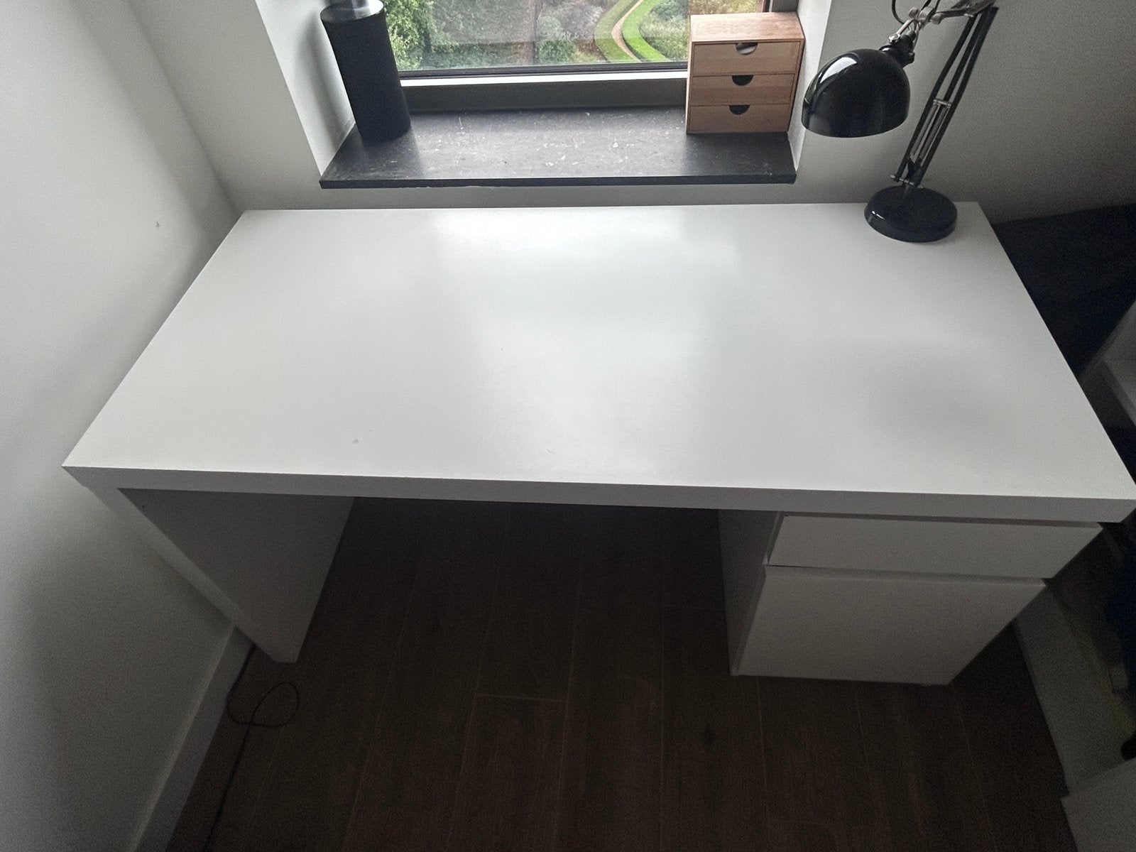 Malm bureau, Maison & Meubles, Enlèvement, Comme neuf
