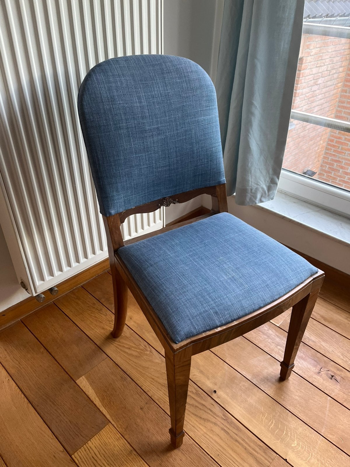 Chaise bleu de style en acajou, Maison & Meubles, Enlèvement, Comme neuf, Bleu