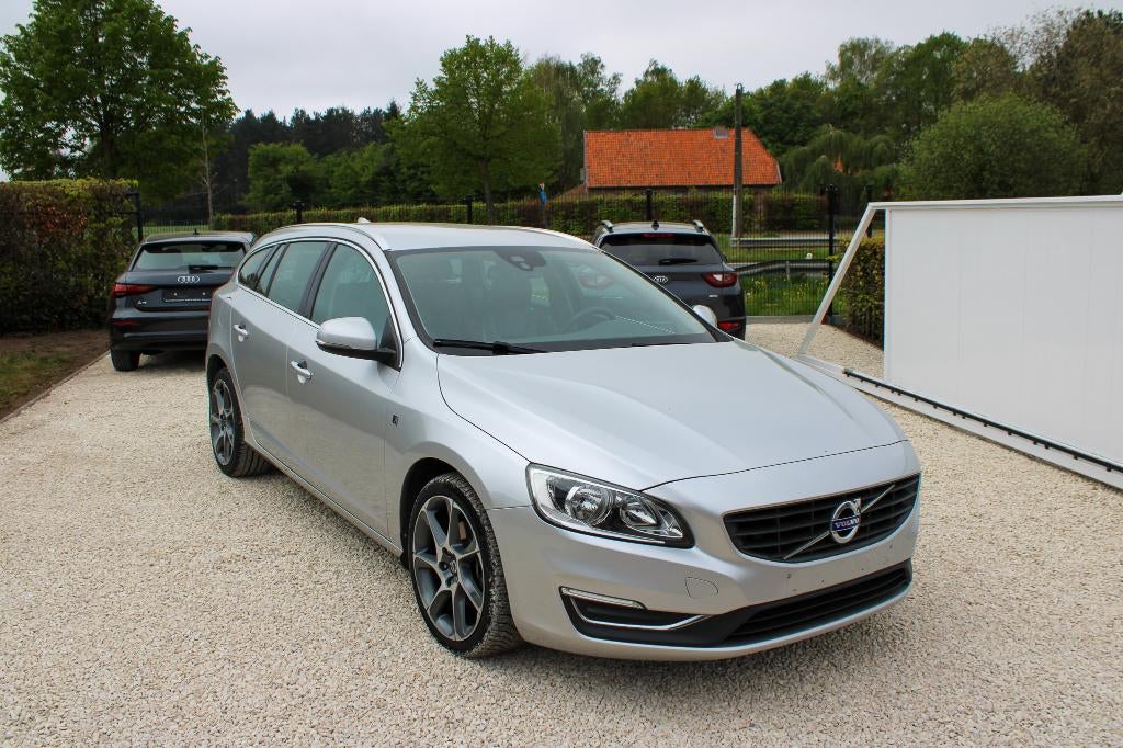 volvo v60, Autos, Volvo, Cuir, Argent ou Gris, Euro 6, Entreprise