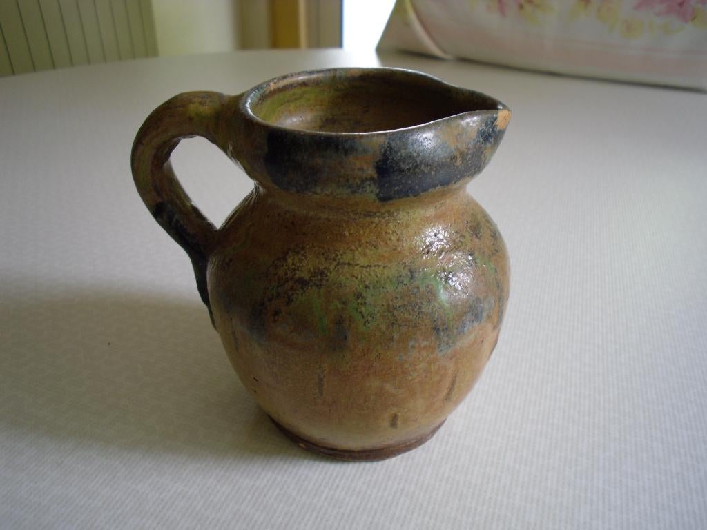 Pichet de la poterie "Aubry" Bouffioux., Enlèvement