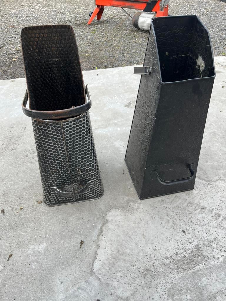 2 charbonnière, Enlèvement, Comme neuf