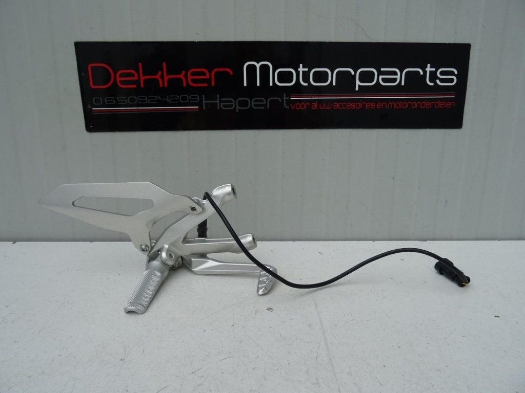 Rem set / Rechter Voetsteun Ducati Panigale 955 V2 2020-2024, Neuf, -, -, -