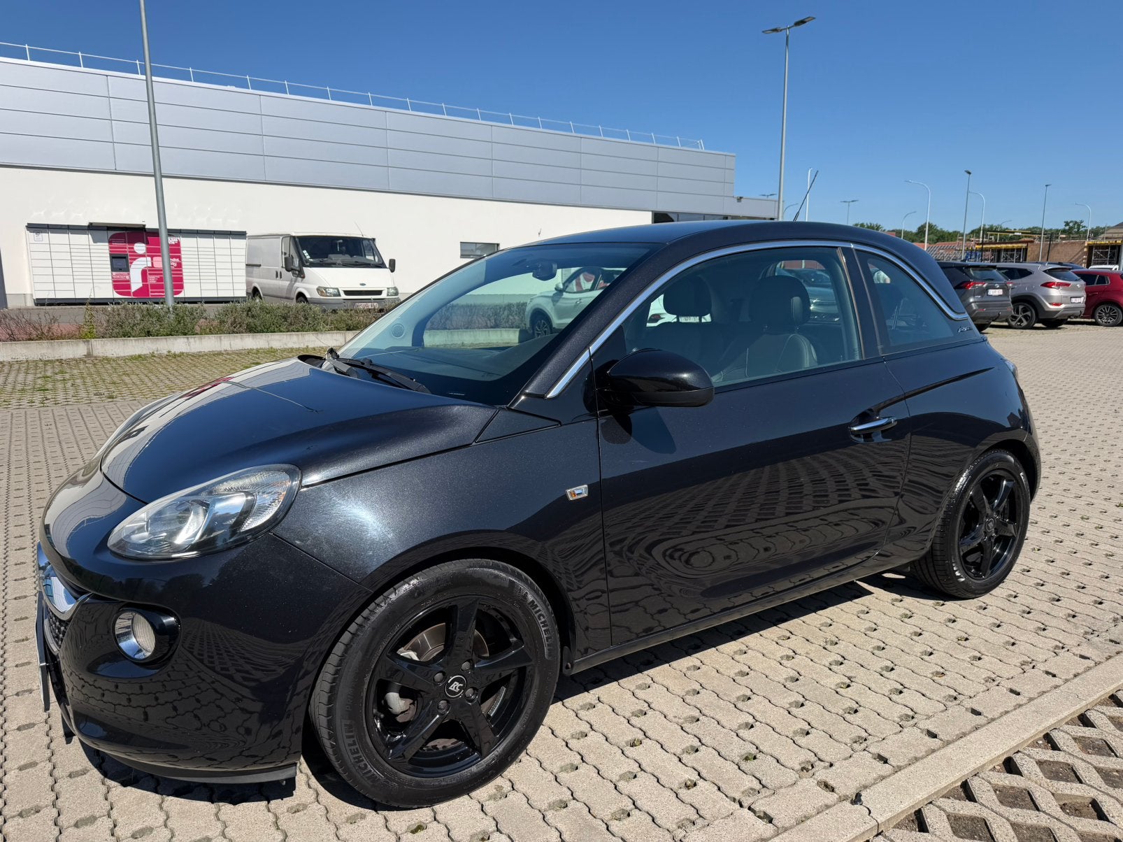 Opel Adam 1.2 benzine met keuring 2015, Autos, Euro 6, Entreprise, Boîte manuelle, 5 portes