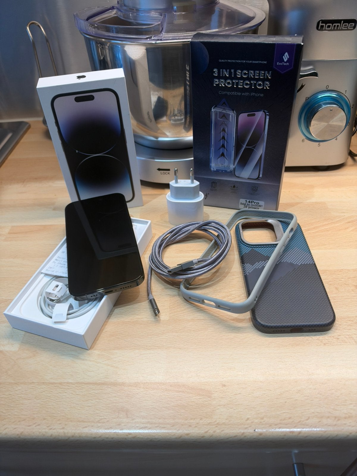 Apple iPhone 14 Pro, IPhone 14 Pro, Zwart, Zo goed als nieuw, 84 %