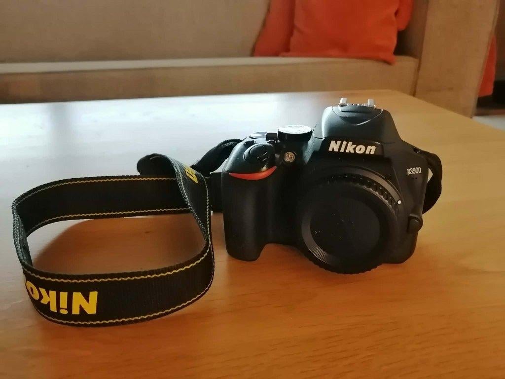Nikon D3500 spiegelreflexcamera met Tamron lens 18-300mm, Audio, Tv en Foto, Ophalen, Gebruikt, Spiegelreflex, Nikon