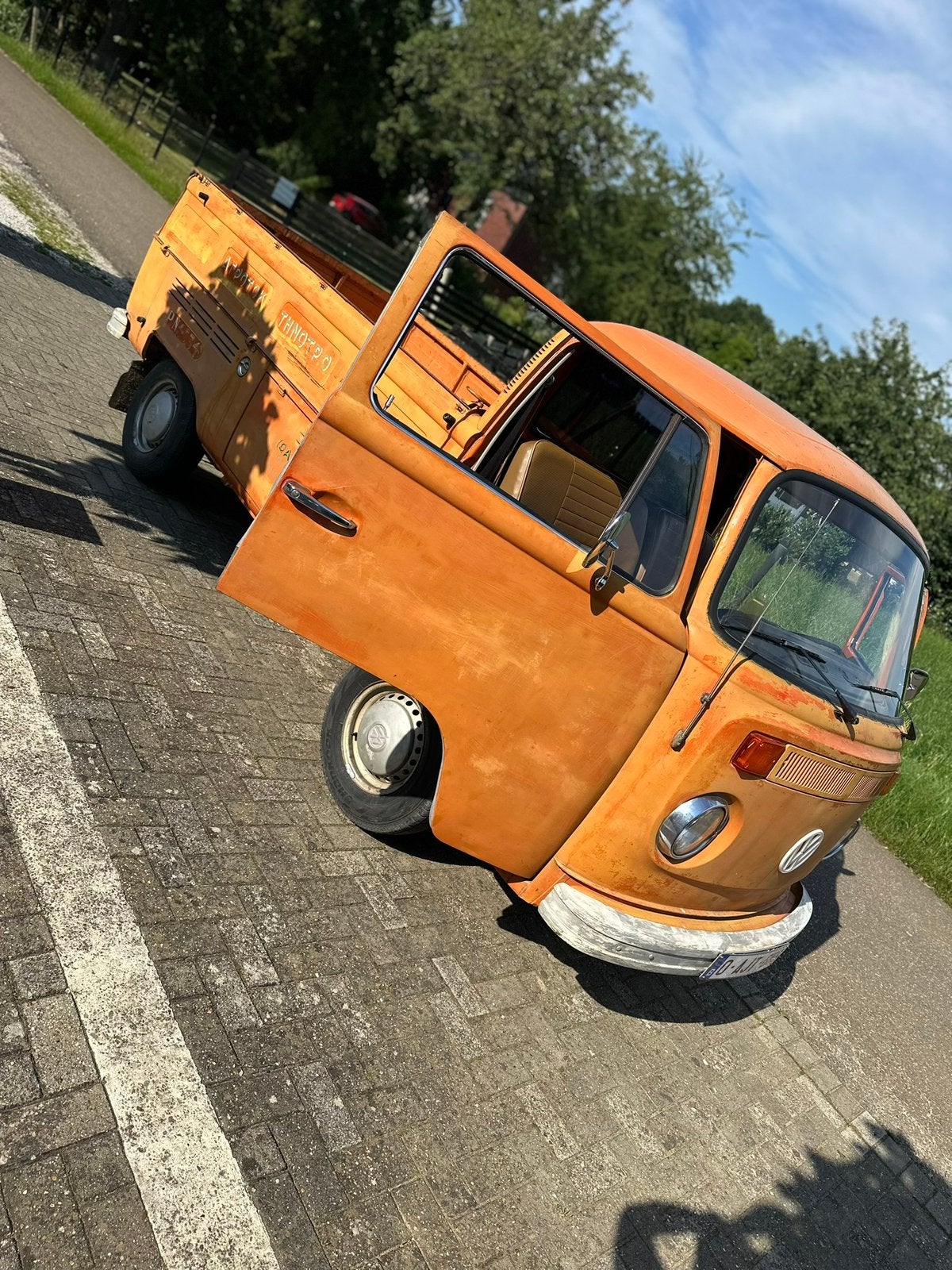 Volkswagen T2 Enka Pick-up uit 1975, foto 11