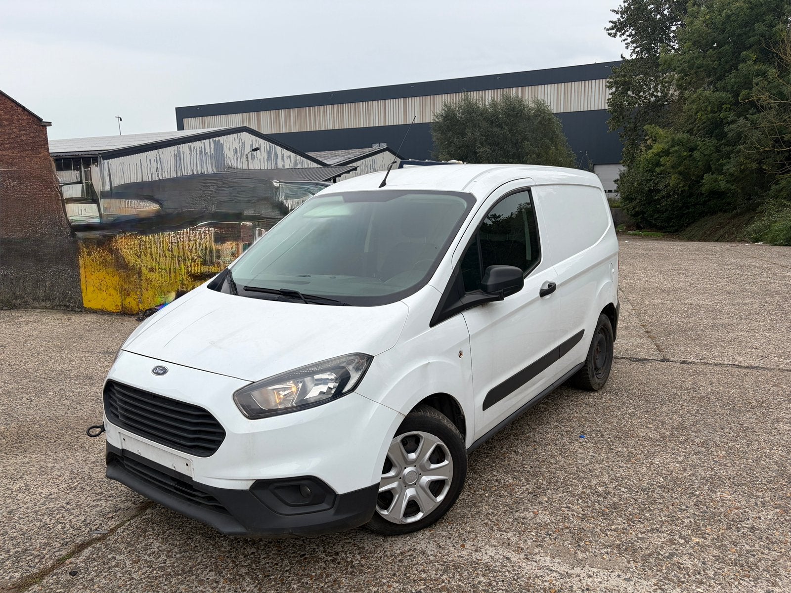 Ford Transit Courrier - 2018 - 130.xxxxkm - Manueel - Benzin, Auto's, Particulier, Transit, Te koop, Benzine