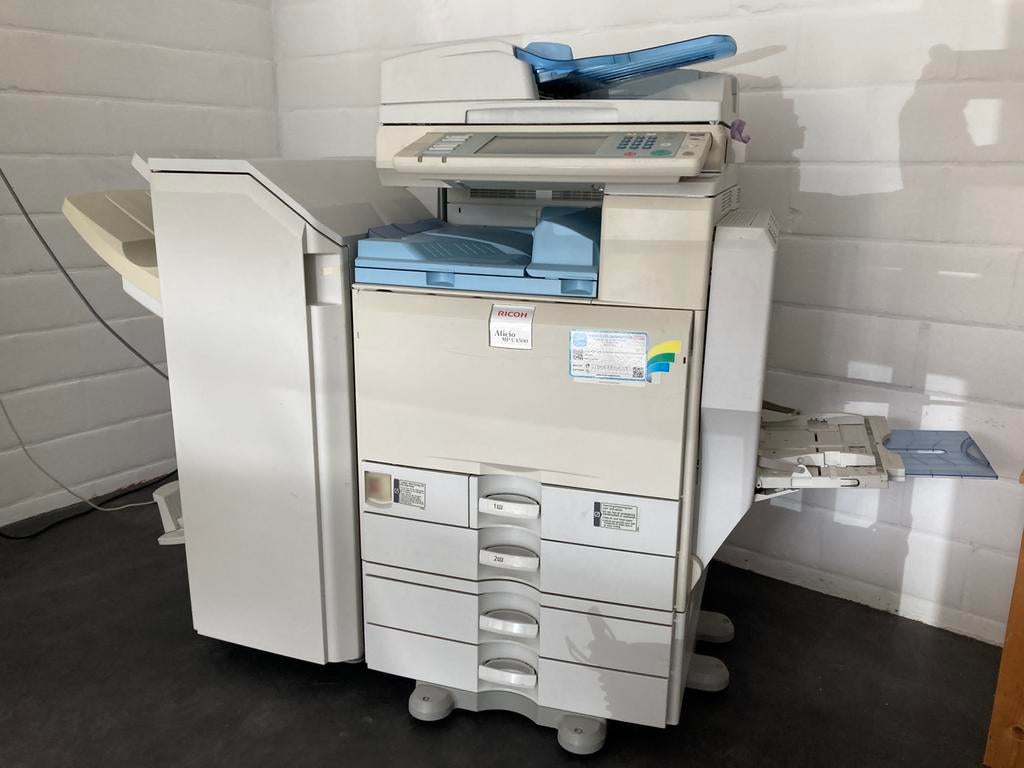 Copie Ricoh MPC 4500+module de finition de livret+accessoire, Enlèvement, Utilisé