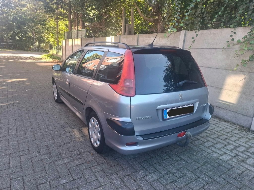Peugeot 206 1.3 Essence//Avec inspection, Autos, Argent ou Gris, Achat, Boîte manuelle, 1300 cm³
