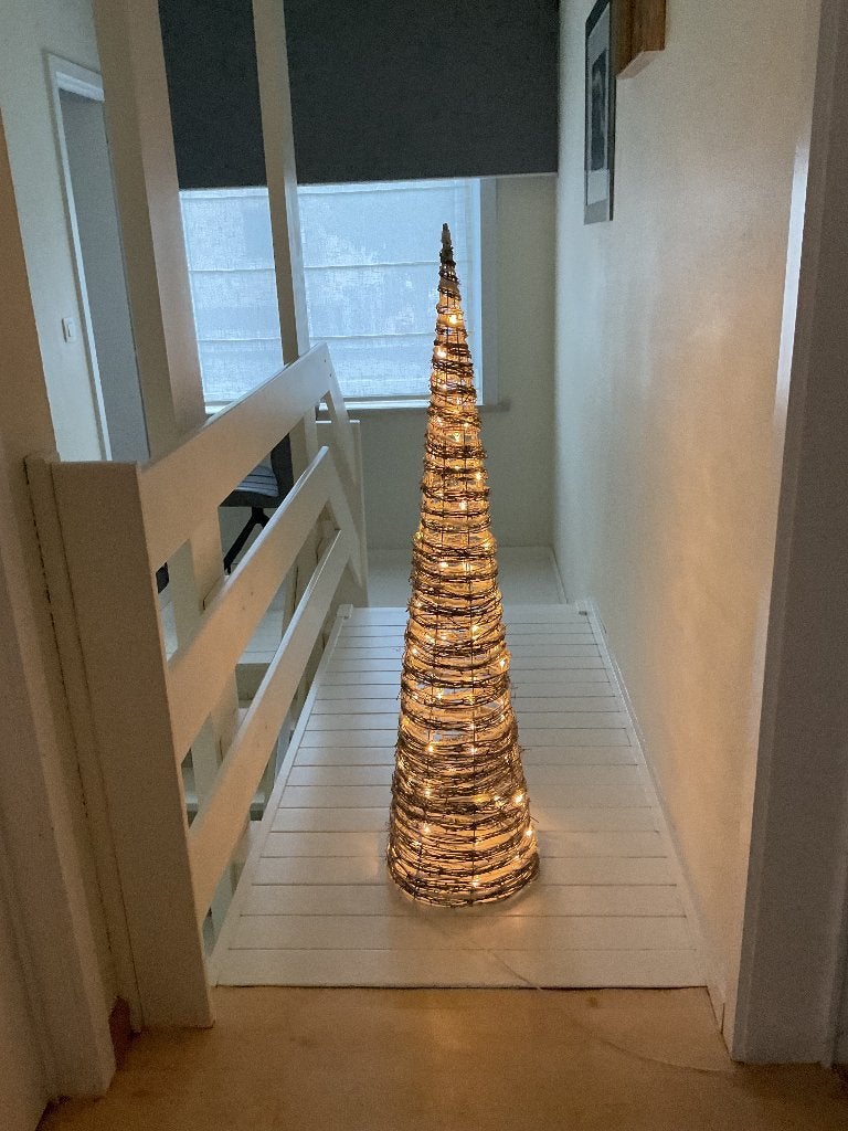 Kerststuk piramide 1.20 hoog met verlichting, Diversen, Kerst, Ophalen, Nieuw