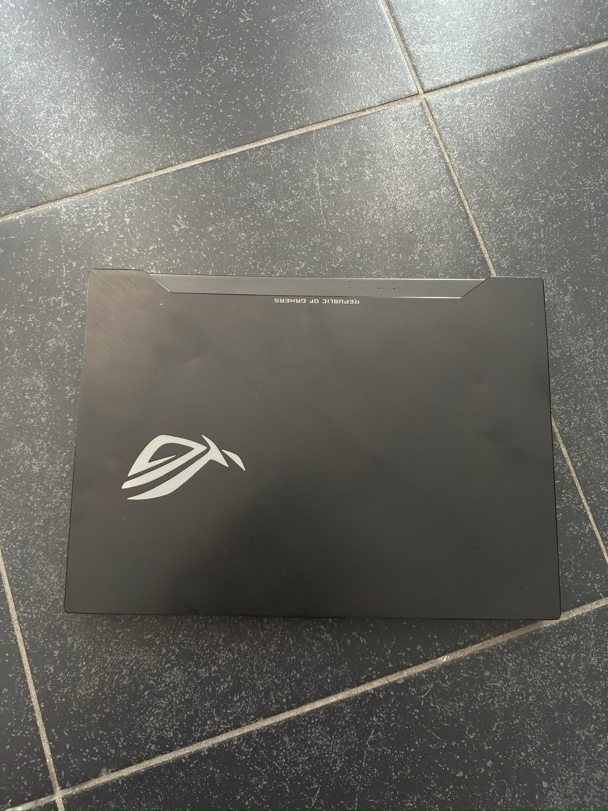 Asus ROG Strix Gl504GM-ES158T-BE Gaming laptop 15.6 inch, HDD, Enlèvement, Utilisé, Gaming